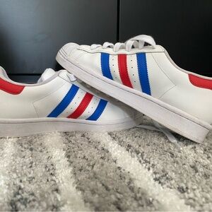 Adidas Americana Superstar shoe
